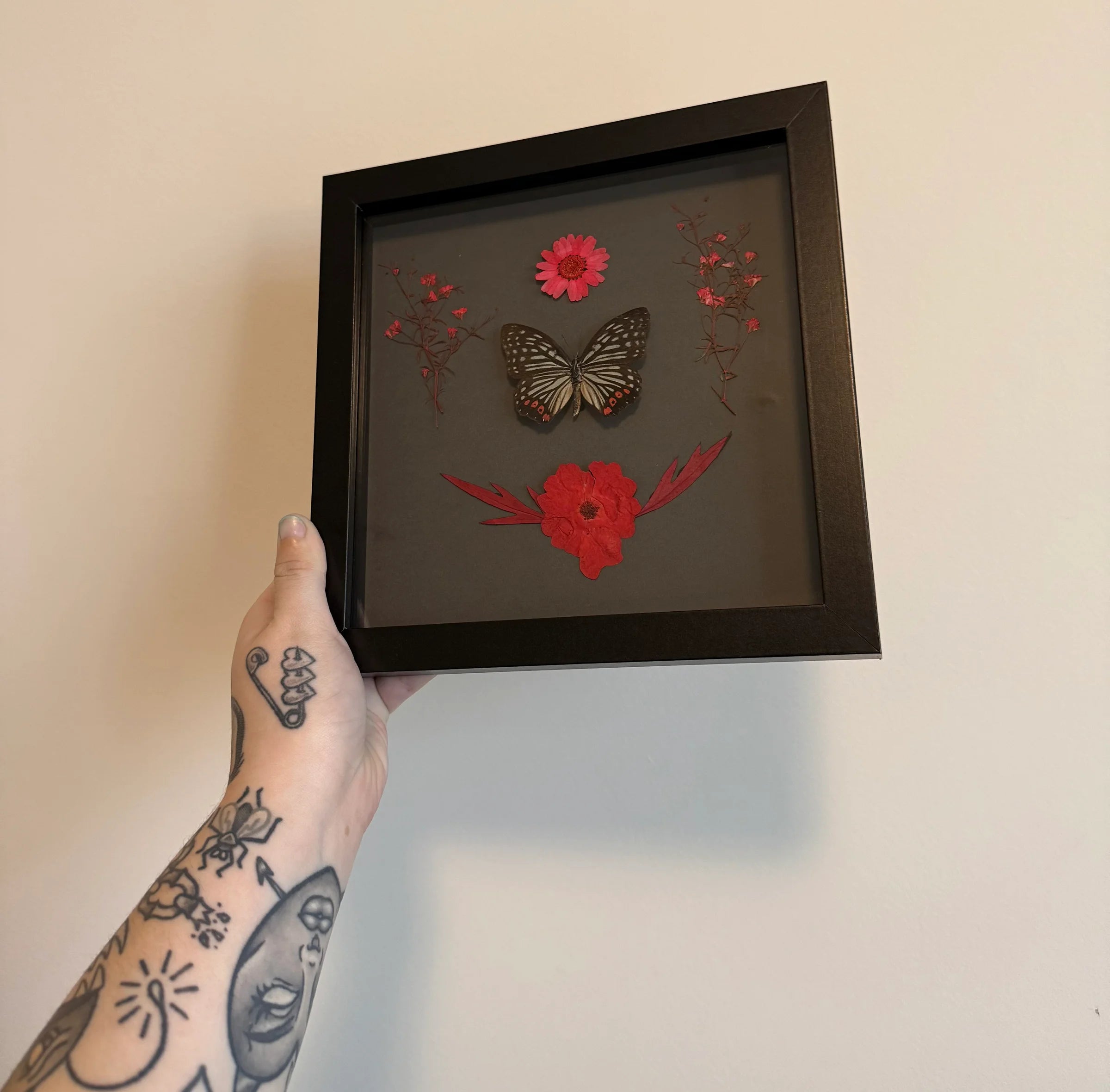 Red Ring Skirt Frame