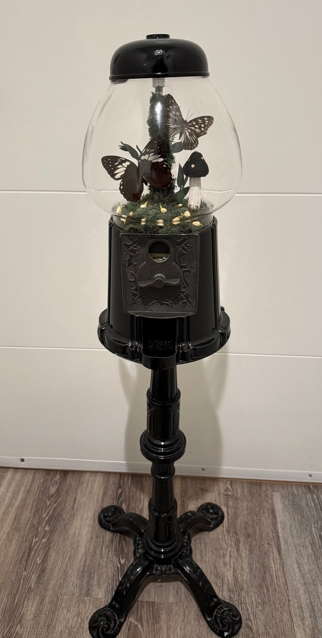 Standing Gumball Machine Display